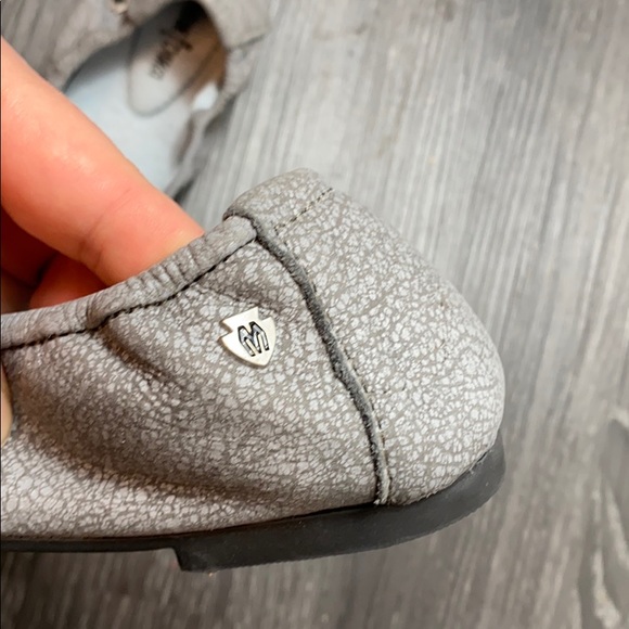 Minnetonka Ballet Flats - Picture 6 of 9